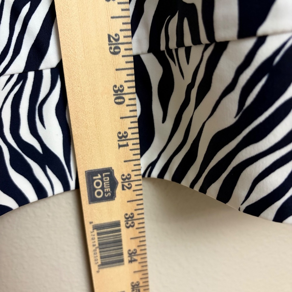 Jude Connally Megan Dress Small Zebra Print Shift 3/4 Sleeve V-Neck Stretch USA - Picture 8 of 9